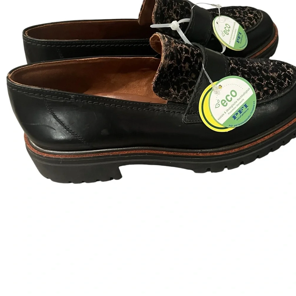 Paul green NATASHA LEOPARD PRINT LEATHER LOAFER IN LEO BLACK COMBO size 8 - Picture 3 of 6